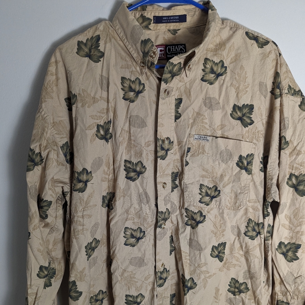Chaps fall leaf mens shirt size large. Seasonal.